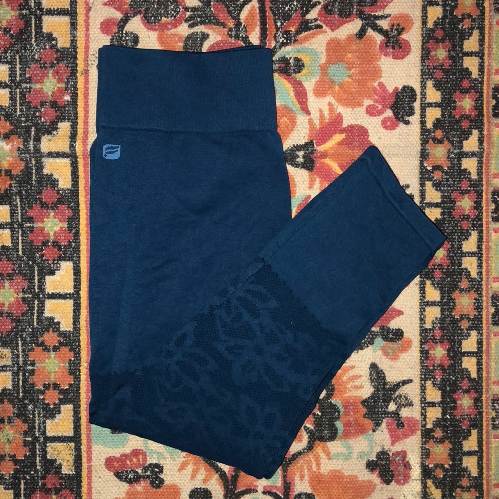 Blue Fabletics Leggings w/ Floral Detail